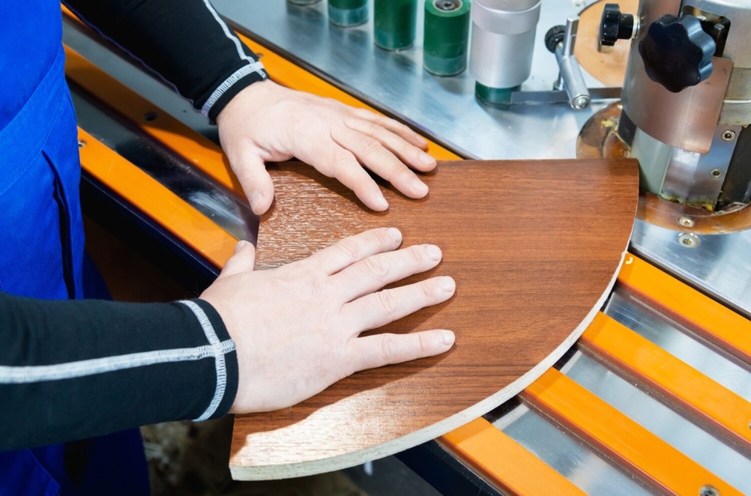 Professionally edged furniture panels
